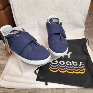 NWT Goats Blue Sneakers Size 8.5‎